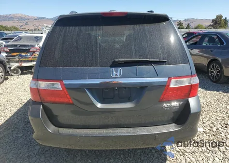 2005 Honda Odyssey Touring z USA, uszkodzony, nr VIN 5FNRL38895B100598